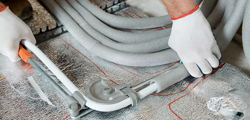 Replace Polybutylene Pipes with PEX in Burton